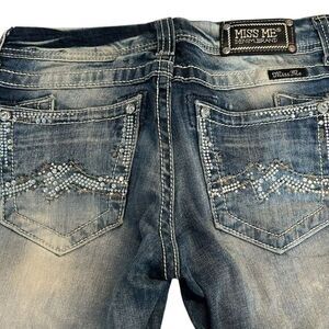 Miss Me Straight Leg Jeans Rhinestone‎ Embellished Bling Pockets Cowgirl Size 28